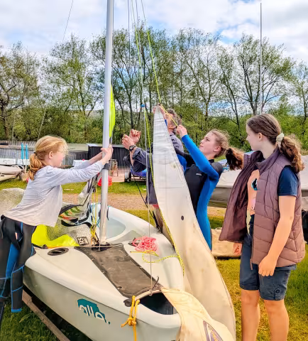 Rigging an RS Feva - we have three for more proficient young people. Rigging a Fevas
